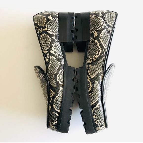 Donald J. Pliner ‘Enza’ Python Platform Loafers - Picture 9 of 12